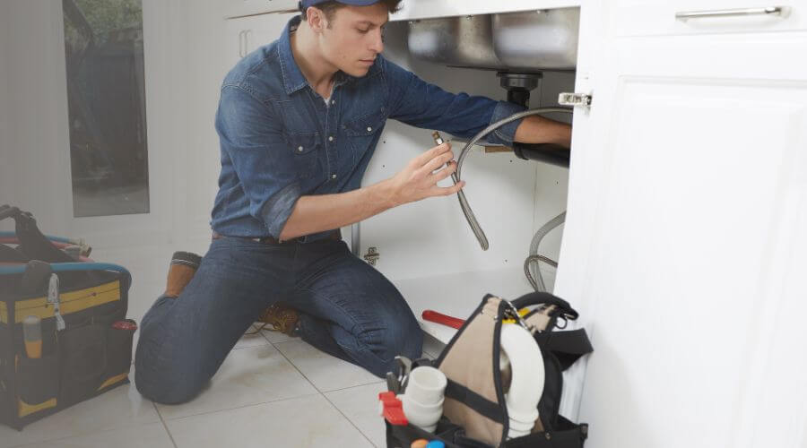 Expert burst pipe repair services in Hollow Rock, TN